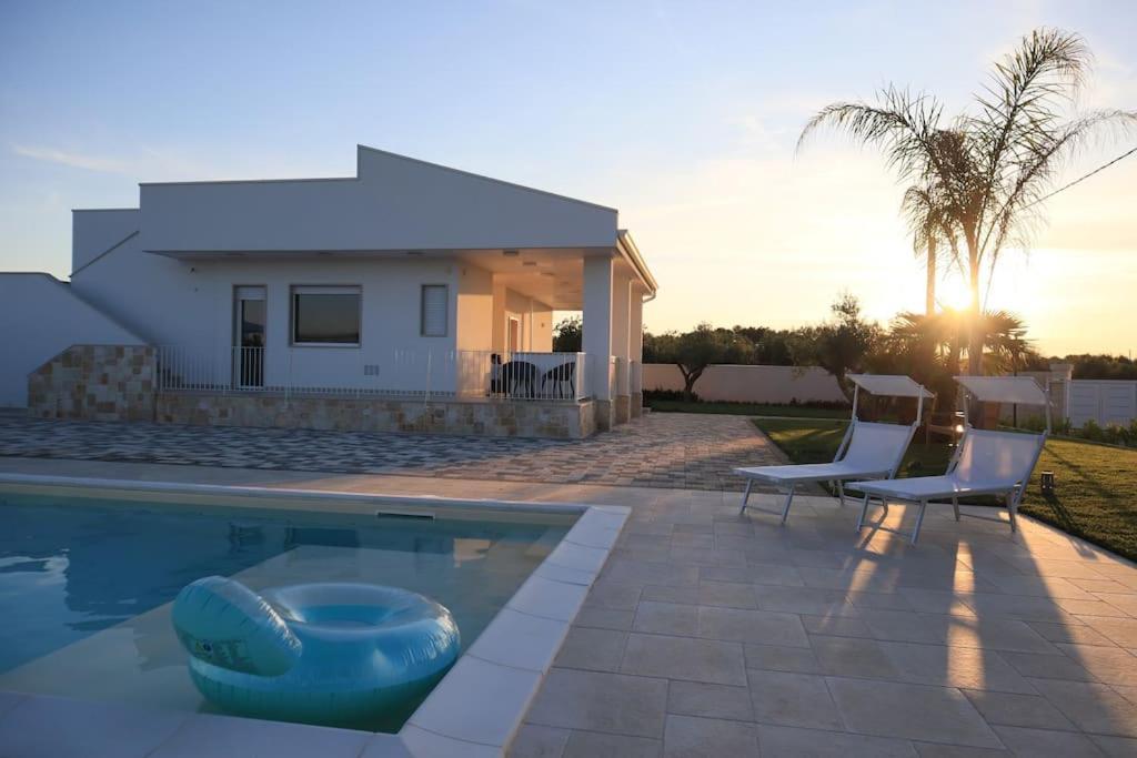 Malia Holiday Villa 콘베르사노 외부 사진